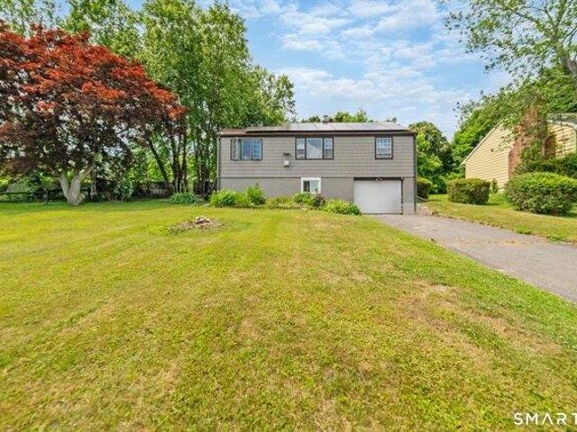 House for sale in Plymouth, Connecticut
