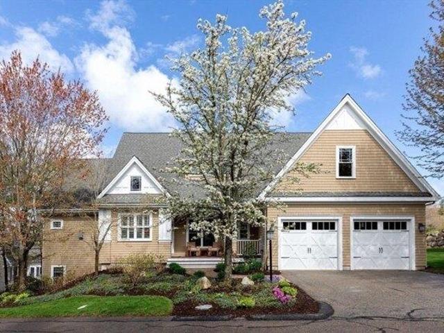Condo for sale in Manomet, Massachusetts