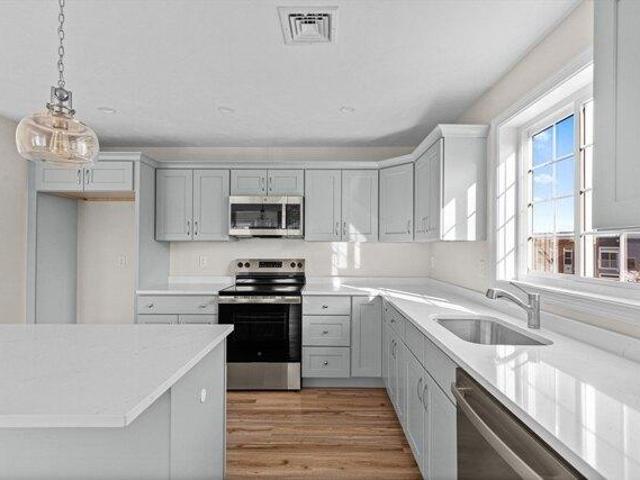 Condo for sale in Manomet, Massachusetts