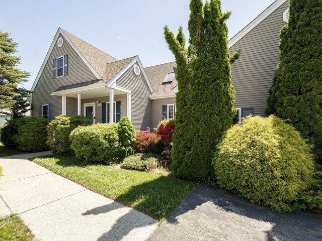Condo for sale in Manomet, Massachusetts