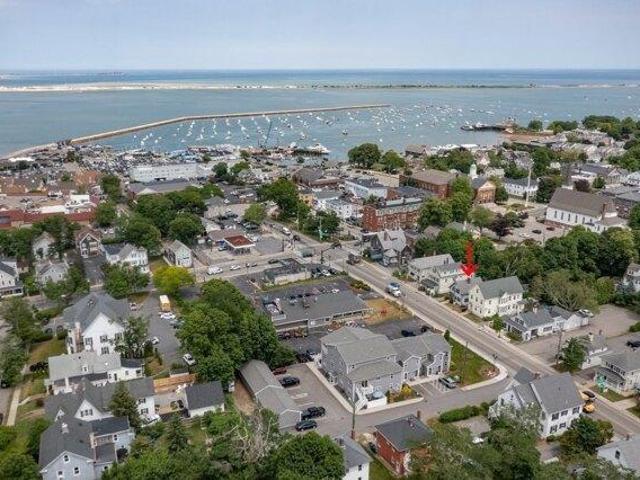 House for sale in Manomet, Massachusetts