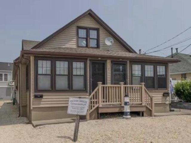 Condo for sale in Point Pleasant Beach, New Jersey