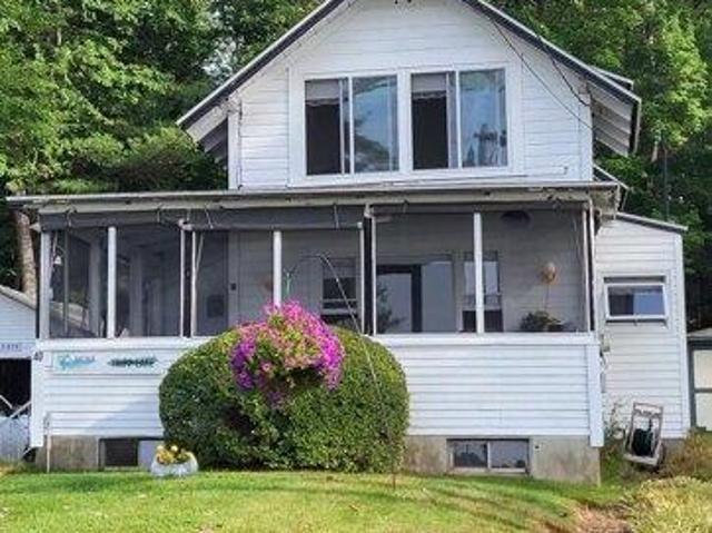 House for sale in Poland, Maine