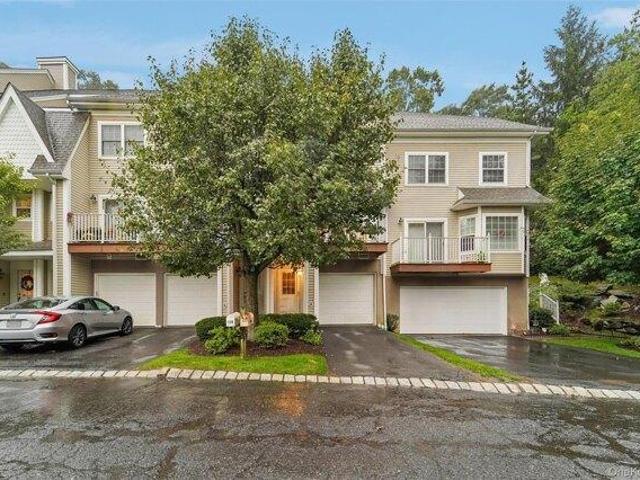 Condo for sale in Rockland, New York