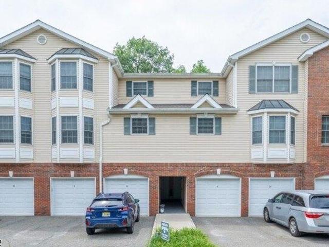 Condo for sale in Pompton Village Condominiums, Pompton Lakes