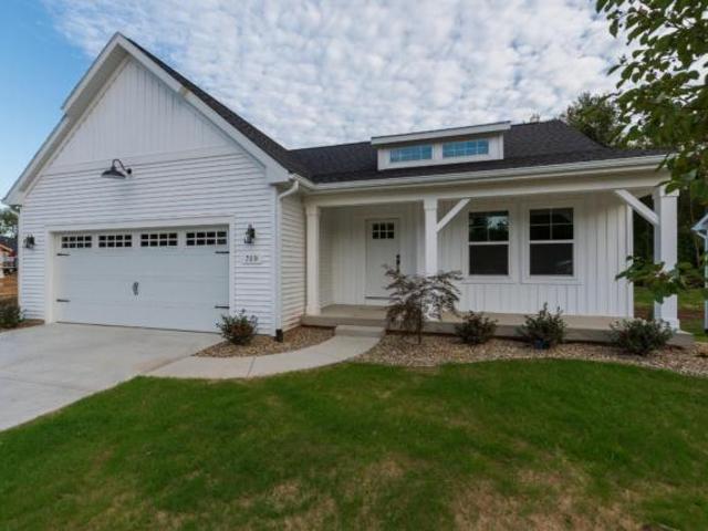Condo for sale in Portage