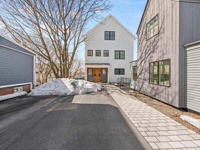 Condo for sale in Peaks Island, Maine