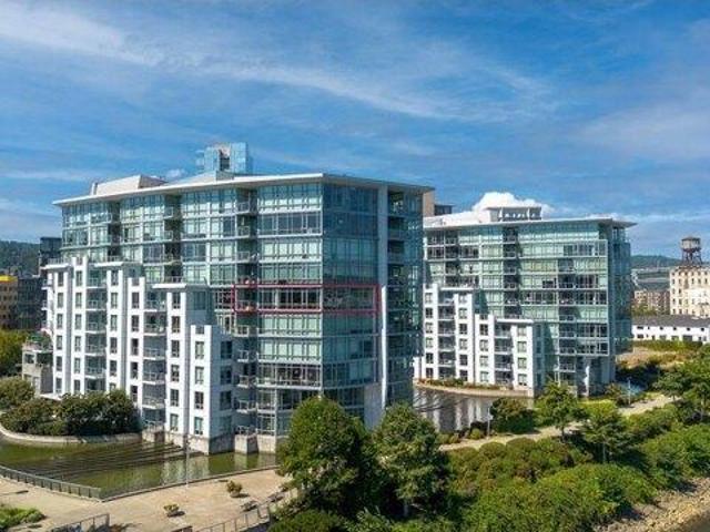 Condo for sale in Oregonia