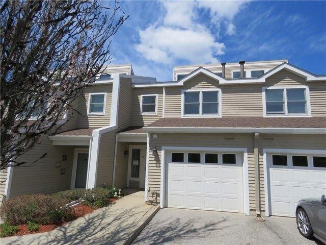 House for sale in Portsmouth, Rhode Island