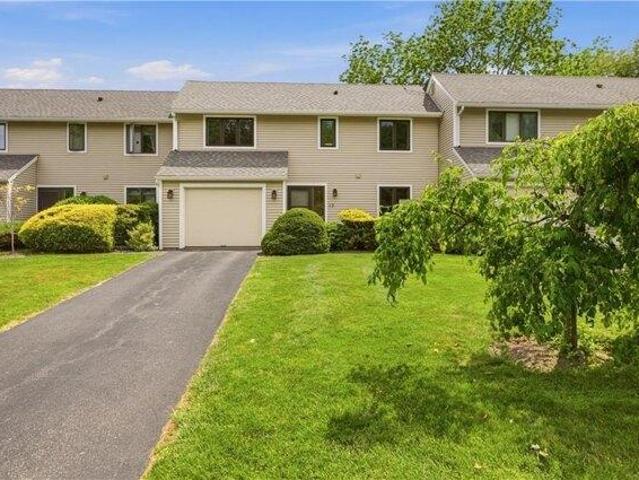 House for sale in Portsmouth, Rhode Island