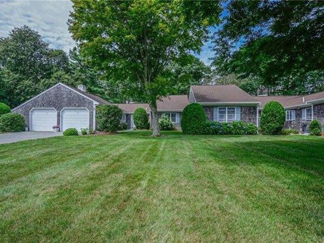 Condo for sale in Portsmouth, Newport County