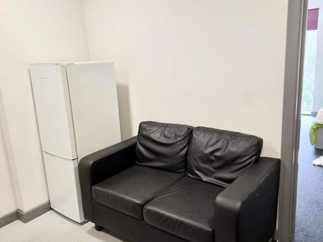 Apartment for rent in Oakhill, Stoke