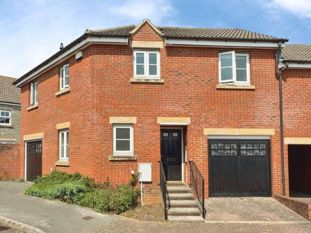 Property for sale in Webbs Heath, Siston