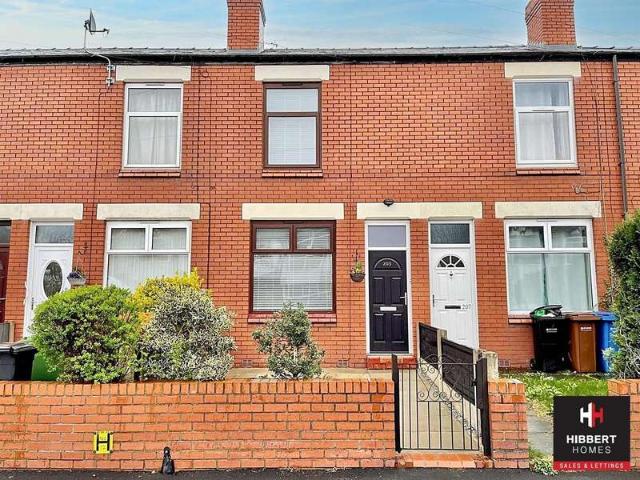 Property for rent in Woodbank Estate, Portwood