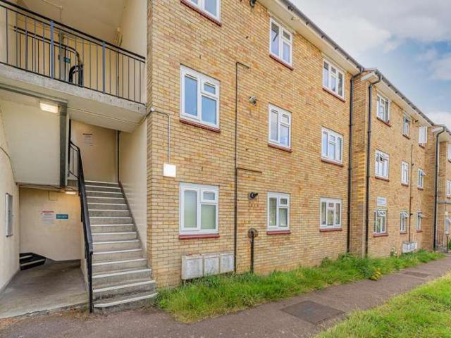 Property for sale in Bowes, Greater London