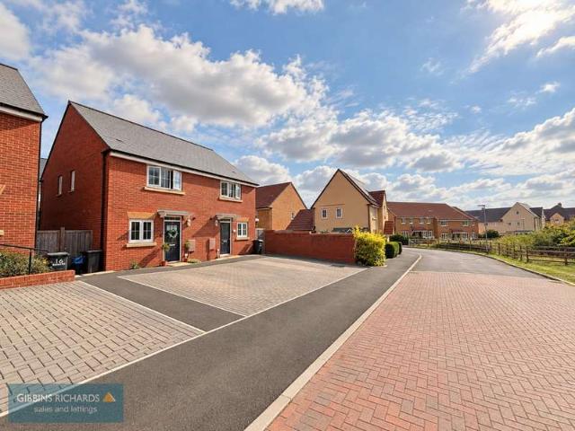 Property for sale in Priorswood, Taunton