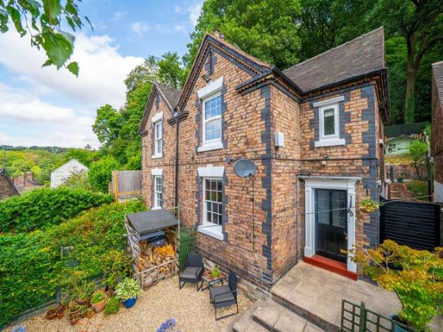 Property for sale in Telford