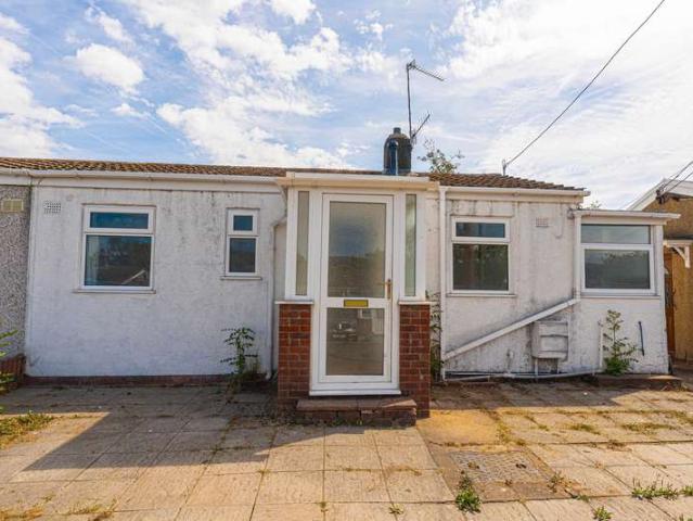 Property for sale in New Inn, Griffithstown