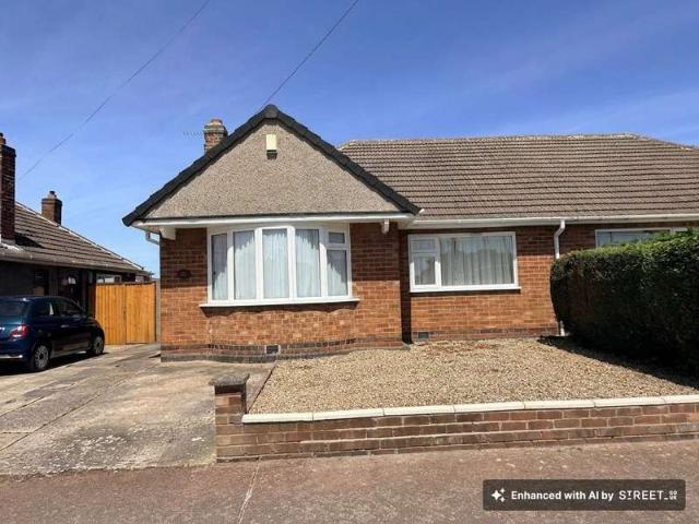 Property for sale in Oadby, Leicestershire