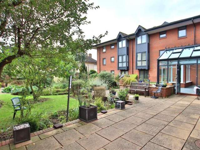 Property for sale in Tewkesbury, Pamington