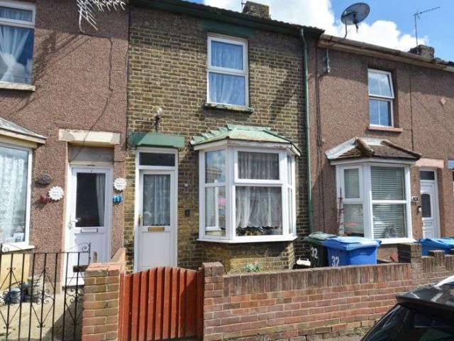 Property for sale in Oad Street, Kent