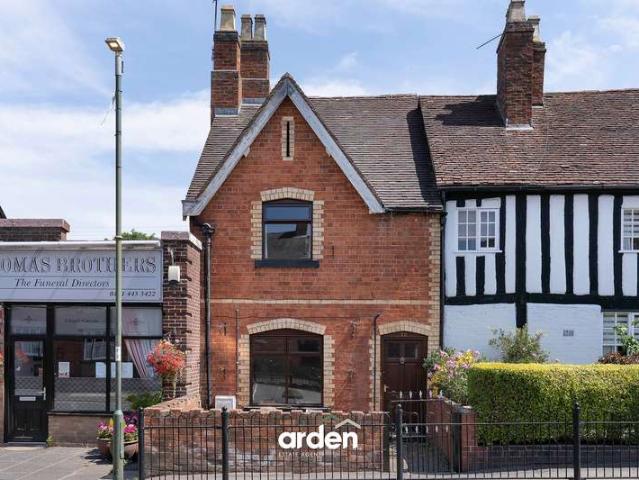 Property for sale in Bromsgrove, Worcestershire