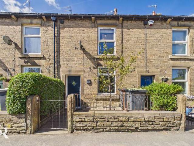 Property for sale in Buxworth, Charlesworth