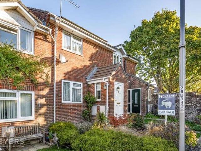 Property for sale in Fordington