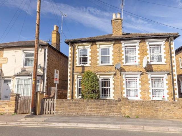 Property for sale in Chalvey, Slough