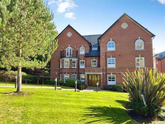 Property for sale in Markland Hill, Bolton