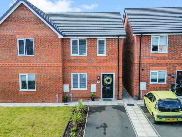 Property for sale in Bedford, Wigan