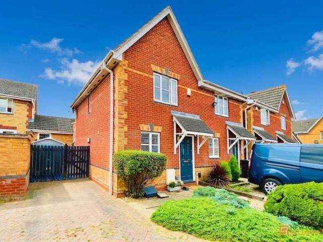 Property for sale in Ashton Green, Leicester