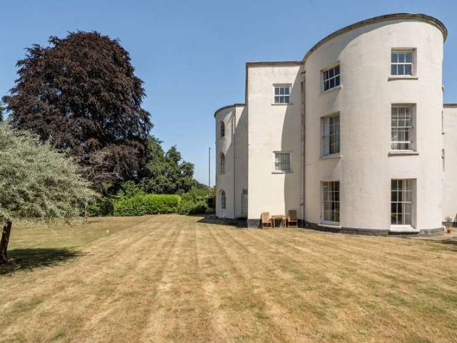 Flat for sale in Feckenham, City Of Bristol