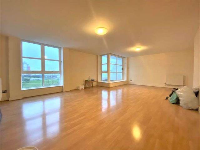 Property for sale in Silvertown, Greater London