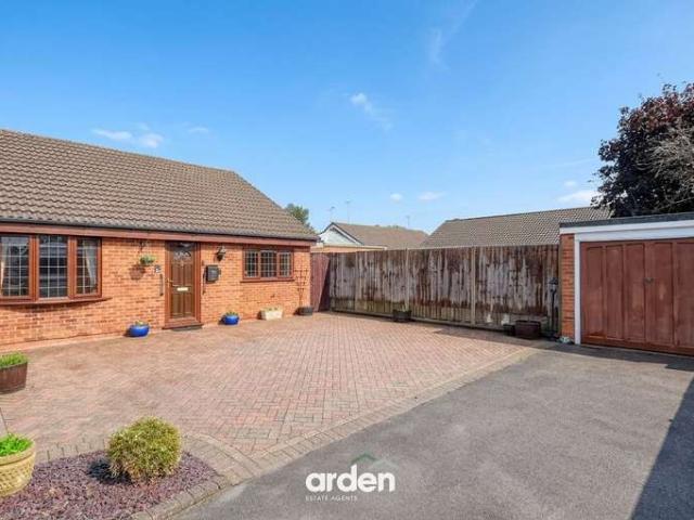 Property for sale in Winyates Green, Redditch