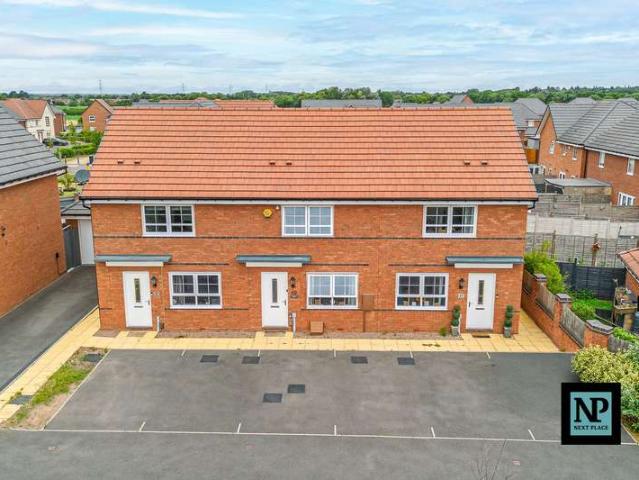 Property for sale in Kettlebrook