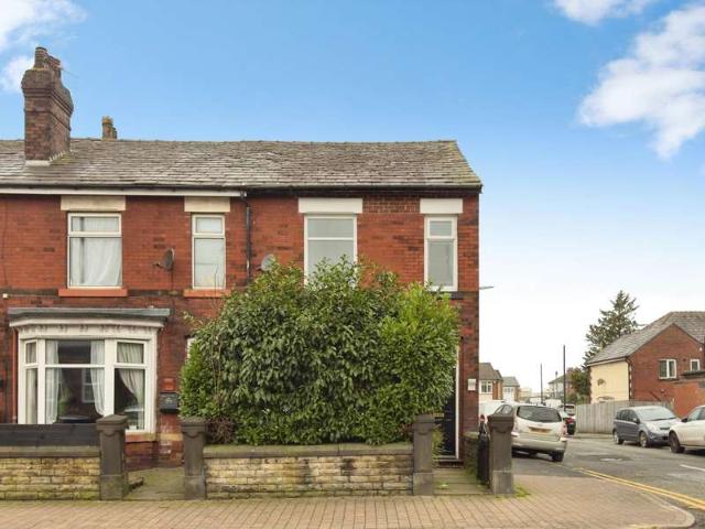 Property for sale in Lee Bank, Greater Manchester