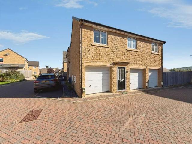 Property for sale in Simpson Green, Bradford