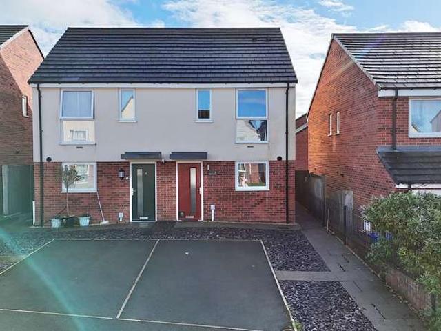 Property for sale in Bucknall Grange, Stoke-on-Trent
