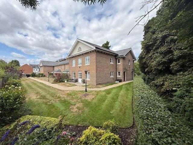 Property for sale in Marlborough, Easton Royal
