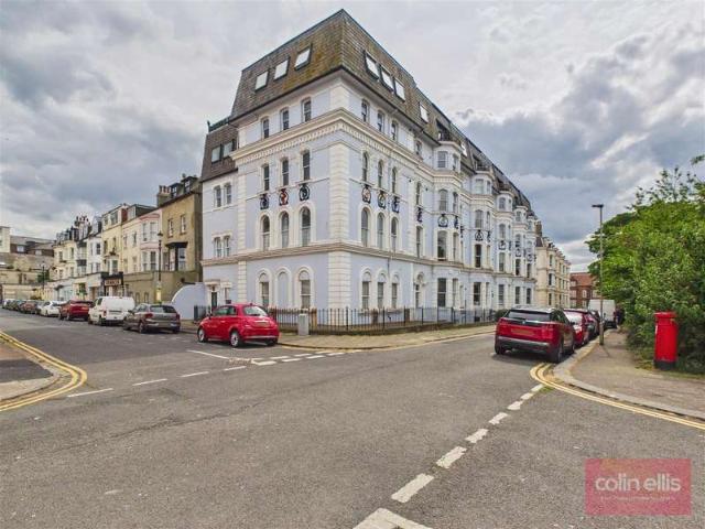 Property for sale in South Cliff, Kepwick