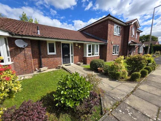 Property for sale in Heald Green, Greater Manchester