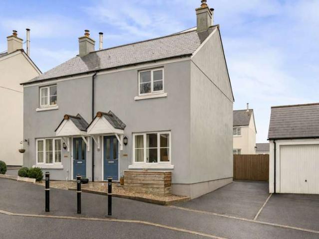 Property for sale in Shortlanesend, Cornwall