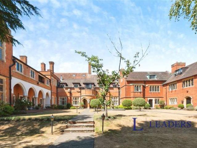 Property for rent in Woking, Surrey