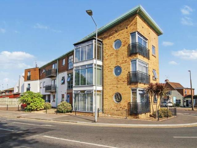 Property for sale in Alton Barnes, Essex