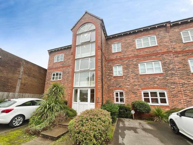 Property for sale in Lee Bank, Greater Manchester