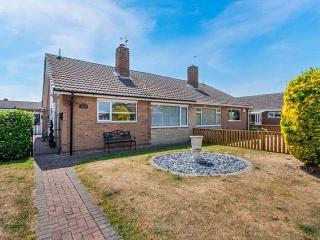 Property for sale in Hallcroft, Costhorpe