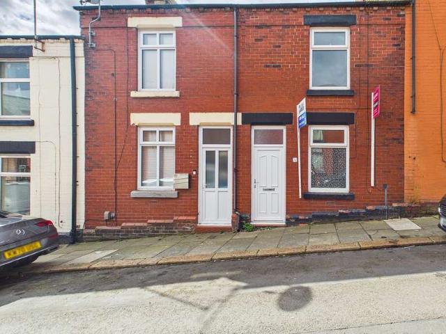 Property for sale in Green Bank, St Helens