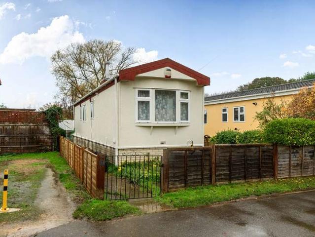 Property for sale in Barton, Berrick Salome