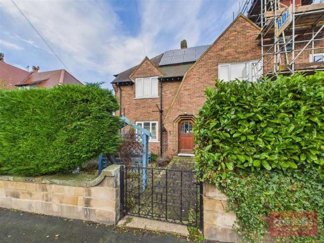 Property for sale in South Cliff, Kepwick